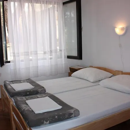 Apartment Jaska Pag Town