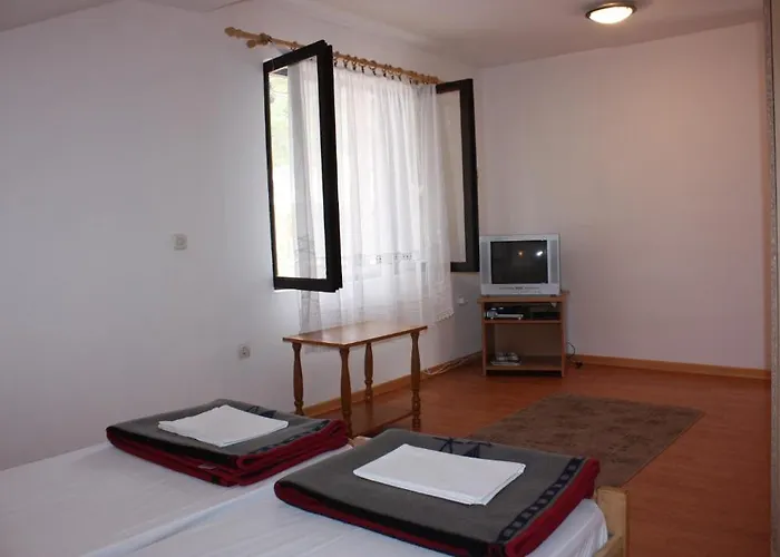 Apartment Jaska Pag Town