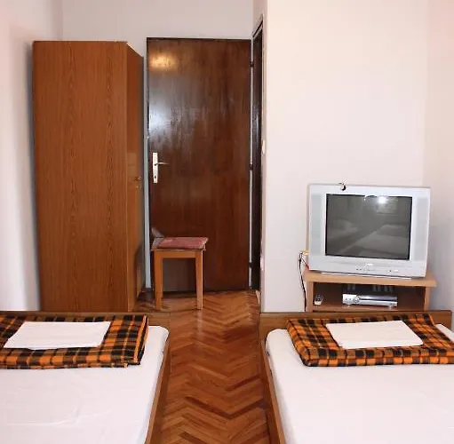 Apartment Jaska Pag Town